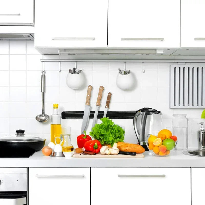 Stainless Steel Wall-Mounted Magnetic Knife Holder - Efficient and Practical Kitchen Storage Solution